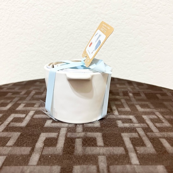 Rae Dunn Disney Cinderella Measuring Cups and LIFE’S A FAIRYTALE mug - Picture 5 of 12